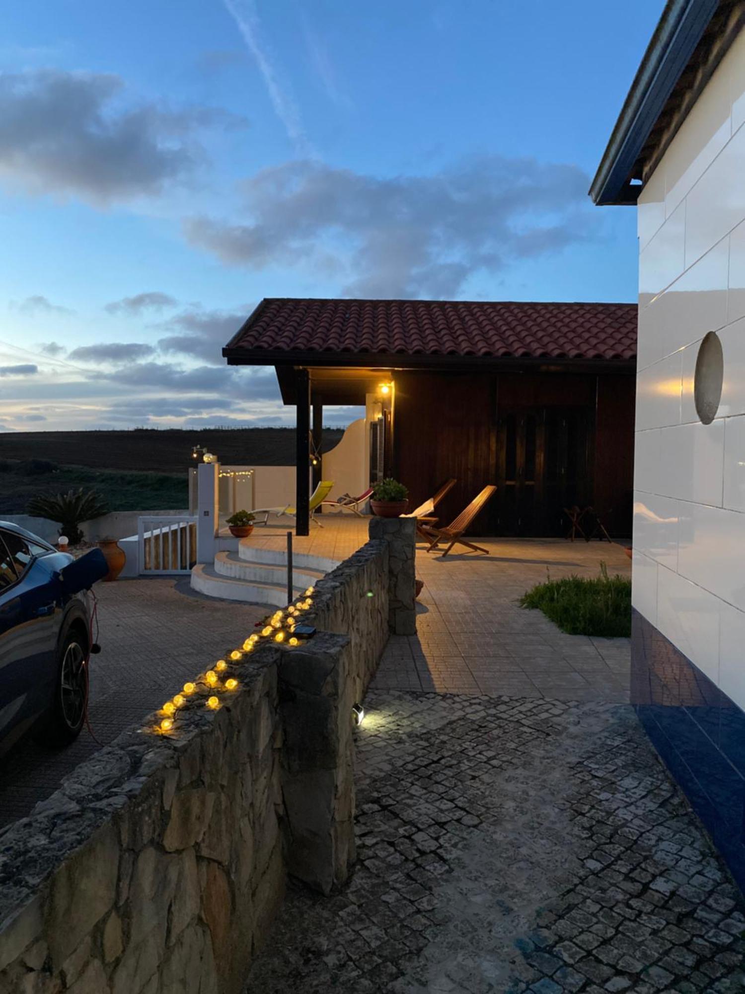 Casa Do Portao Azul - Espadarte Atouguia Da Baleia Luaran gambar