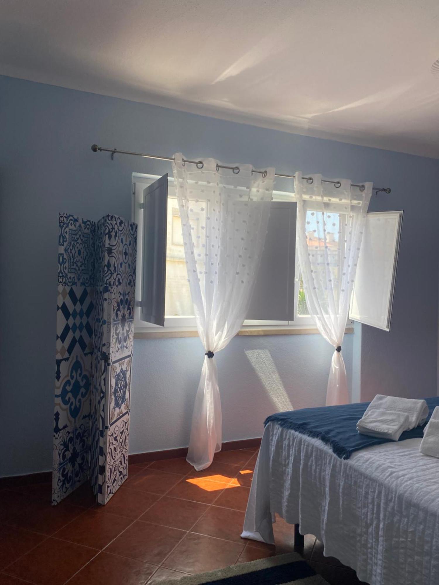 Casa Do Portao Azul - Espadarte Atouguia Da Baleia Luaran gambar